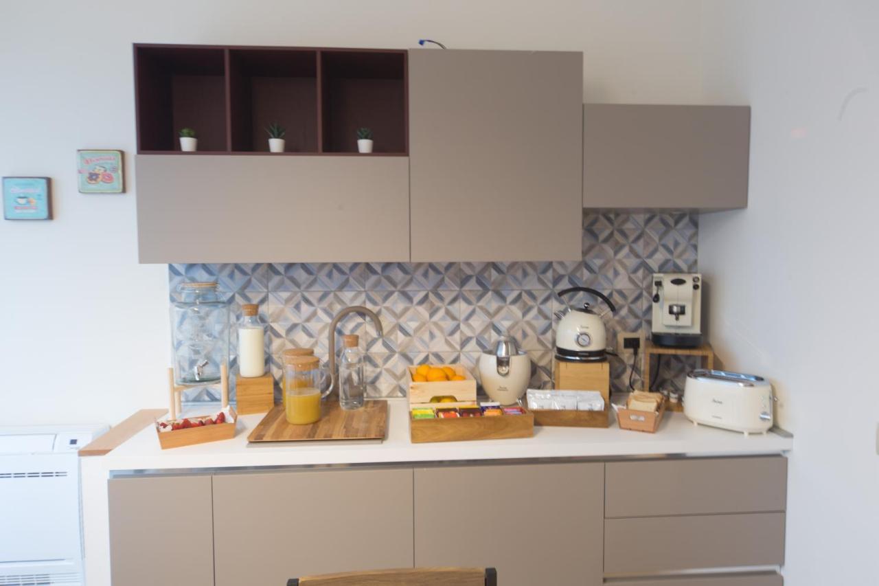 Slow Chic Apartment Beb Policlinico مسينا المظهر الخارجي الصورة