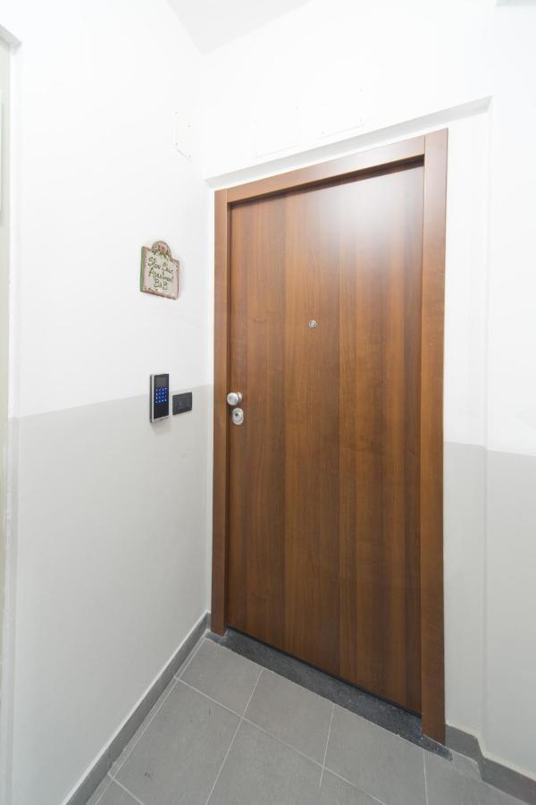 Slow Chic Apartment Beb Policlinico مسينا المظهر الخارجي الصورة